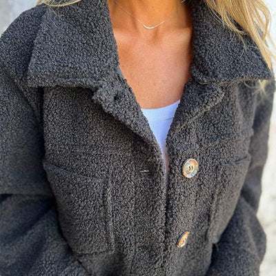 Dames Warme en Stijlvolle Teddy Jas met Knopen | Blake